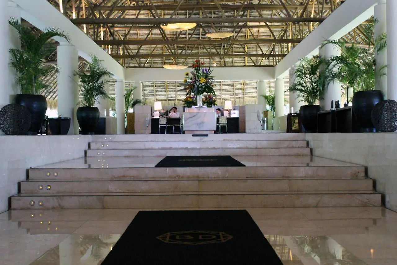 Movich Club At Blue Diamond Luxury Boutique Hotel Lafitte